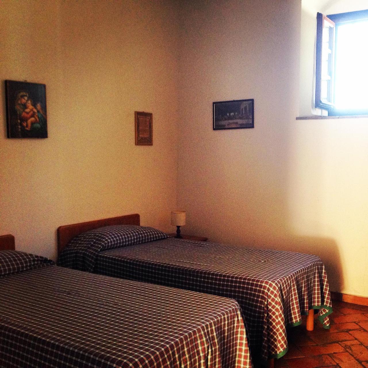 Santa Maria Della Pace Bed and Breakfast Montespertoli Eksteriør billede